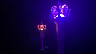 OFFICIAL LOONA LIGHT KEYRING UNBOXING BONUS TUTORIAL