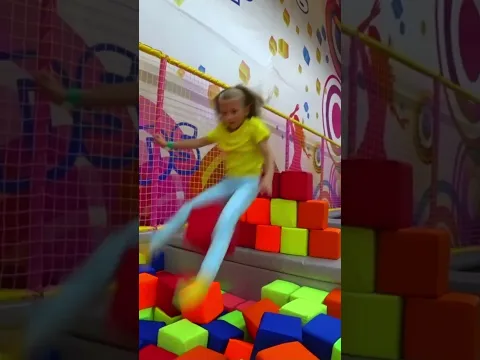 🍔👧 Yaroslava’s Toy Kitchen Fun! 🎨✨#funforkids #kidsgames #indoorgames #indoorplayground