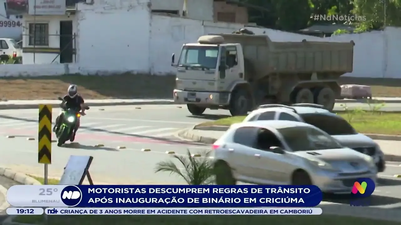 Motoristas descumprem regras de trânsito após inauguração de binário em Criciúma