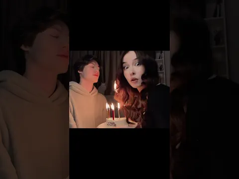 👩🏽🔥~ 👩🏽🦲