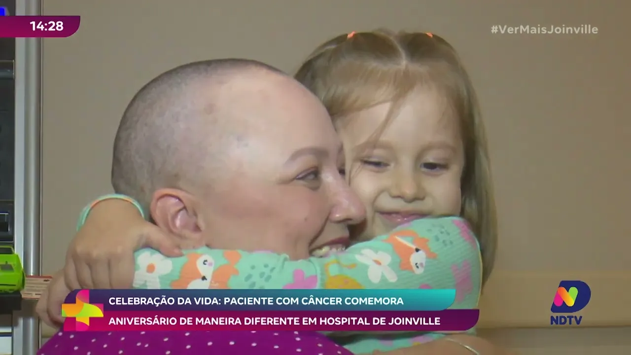 Paciente com câncer comemora aniversário de maneira diferente em hospital de Joinville