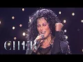 Lagu Cher Sings “If I Could Turn Back Time” on The Farewell Tour (11/08/2002)