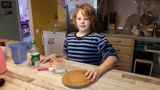 Miko Diccko Hat Experiment Unsichtbarer Kerzenlöscher Deutsch HD  Miko Diccko Hat Experiment Unsichtbarer Kerzenlöscher Deutsch HD