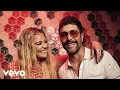 Download Lagu Chris Lane - Dancin’ In The Moonlight (feat. Lauren Alaina) (Official Music Video)
