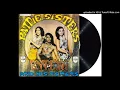 Download Lagu PATTIE SISTERS/ENTENG AND HIS COMETS - waarom heb jij mij laten staan (1968)