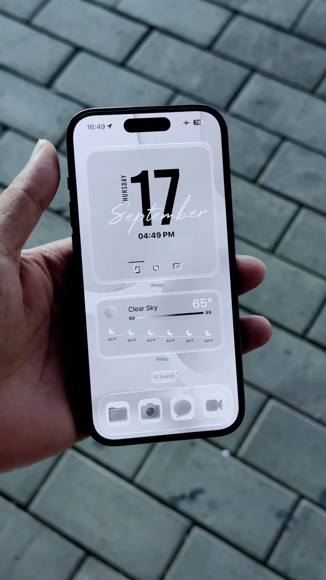 Clean iOS 27 iPhone Home Screen Setup Preview