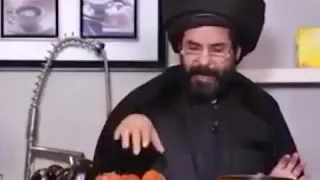 الفاكه المفضله للأمام هي البرتقاله ههههههه    الاضرعي دندنها