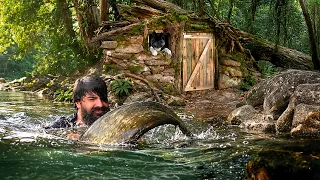 Building Survival Shelter | Catfish Noodling & Warm Night with my Dog