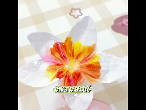 💐Ella elaboró delicados modelos de loto con pieles de ajo.#shorts #DIY #funny