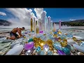 Download Lagu The heat from the hot springs makes the crystal columns appear colorful，Rainbow Beach's Crystal