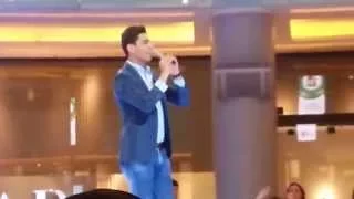 محمد عساف ي غني  أيوة هغني  في د بي مول            دندنها