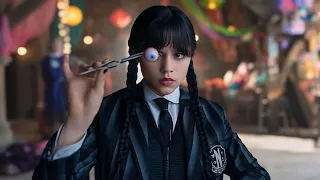 الموسم الجديد وحش بيطارد وينزداي في مدرسة لانها السبب في حبسه علشان ينتقم منها 