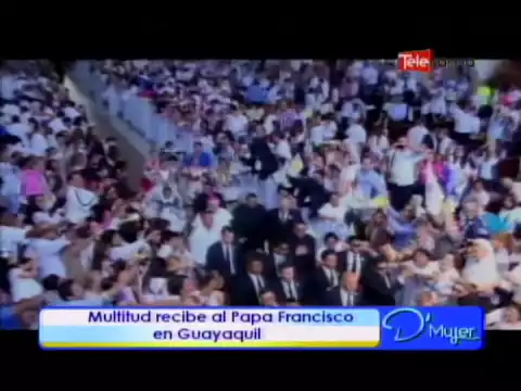Multitud recibe al Papa Francisco en Guayaquil