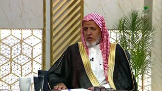 أقام مأدبة طعام في ساحة مسجد ودعا إليها المصلين كصدقة عن شخص متوفى. فهل فعله صحيح؟الشيخ د.علي الشبل