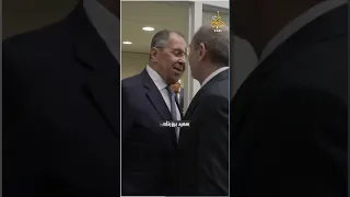  الكثير من المجانين هنا     وزير الخارجية الأردني أيمن الصفدي يمازح نظيره الروسي سيرغي لافروف  دندنها