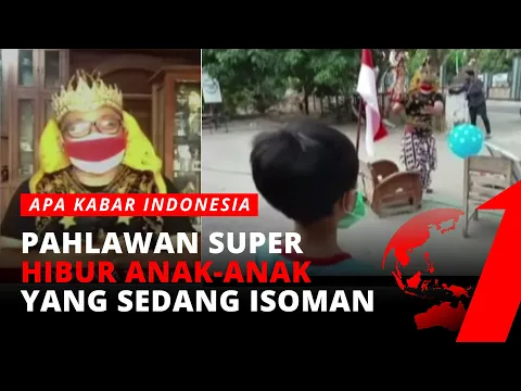 Seorang Warga Sukoharjo Pakai Kostum untuk Hibur Anak-anak yang Sedang Isoman