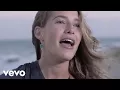 Download Lagu Caroline Jones - Bare Feet (Official Music Video)
