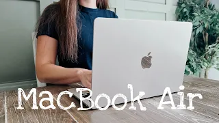 MacBook Air Review Starlight