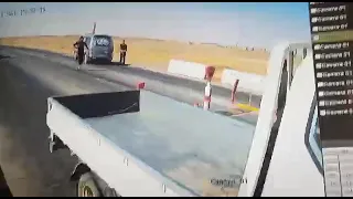 شاهد هجوم احد سباع  ديرالزور على حاجز  لقسد وطعن عسكري  شوف  المرجلة  امارة زبيد دندنها