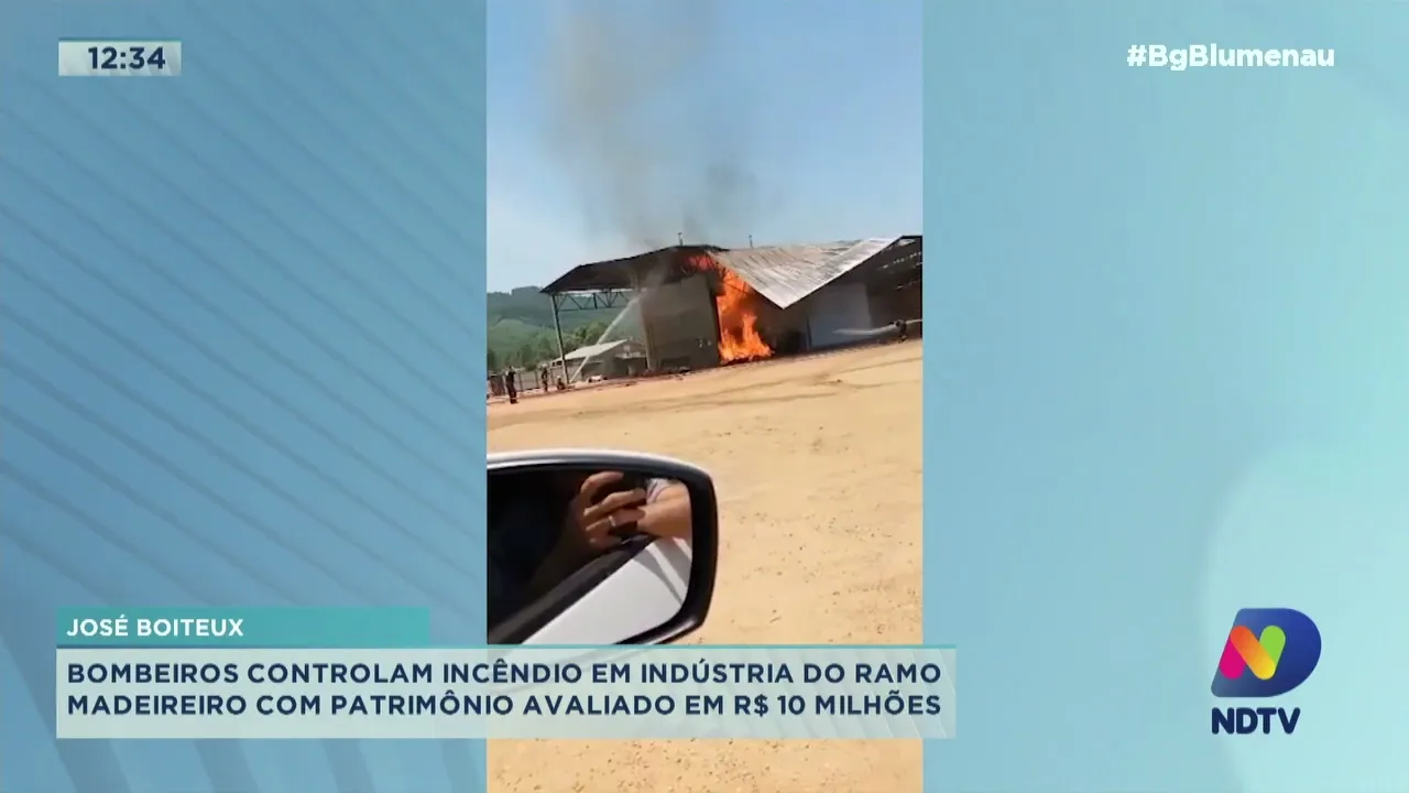 José Boiteux: bombeiros controlam incêndio em indústria do ramo madeireiro