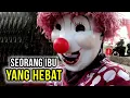 Download Lagu Dia seorang Ibu tua, jadi badut demi mencari makan, Jln sempoyongan mo jatuh 😭 SHOPIE BRAND FESTIVAL
