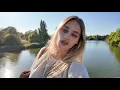 pov somos dos amigas mateando y charlando en Hyde Park