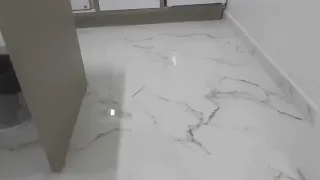 piso porcelanato  brilhoso