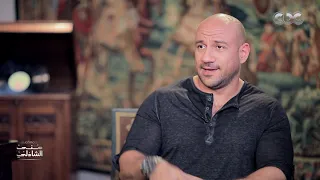 أول مافهمت ابني معاني الأغنية بكى   وصية أحمد مكي لابنه في أغنية  أغلى من الياقوت  دندنها