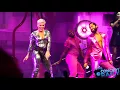 Download Lagu Pink performs \