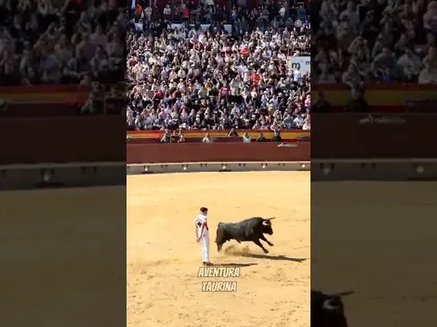 Un “Palante” Con Mucha Clase El Que Dio Adrián Pérez Al Toro De Zalduendo ¡Precioso! #shorts