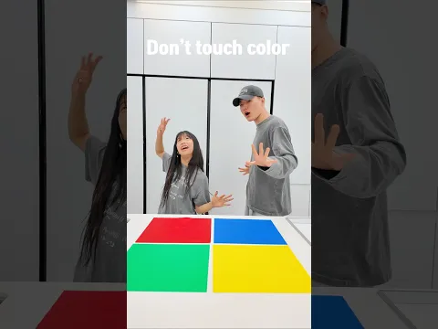 Don't touch colors!!! #별난가족 #유니 #yuni #로기