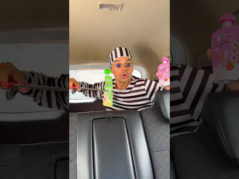 A petty thief in the car — he ran off 🤣🤣🤣