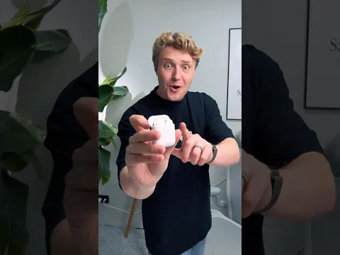 Первым AirPods 10 лет!