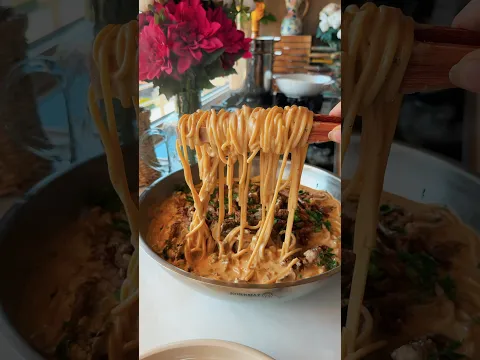 Creamy mushroom pasta with beef strips 🥩