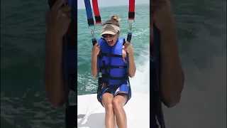 I conquered my fear of heights by parasailing.  #shorts #parasail #parasailing