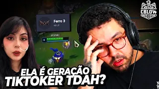 YETZ ASSISTIU O JOGO DELA SEM ELA SABER! | CBLOW