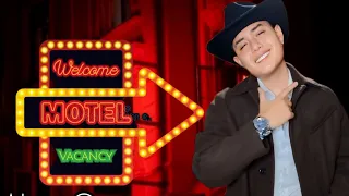 peque o motel cover alan guerrero marcando territorio 