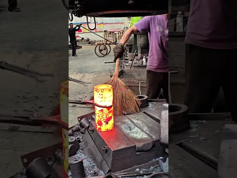 Inside the forging factory The Workers Never Lose Their Rhythm #forging #process #machine #bearing