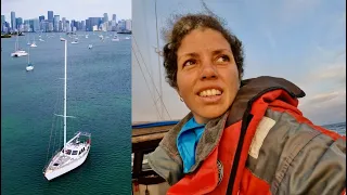 UNIDENTIFIED OBJECT sailing off Mar-a-Lago