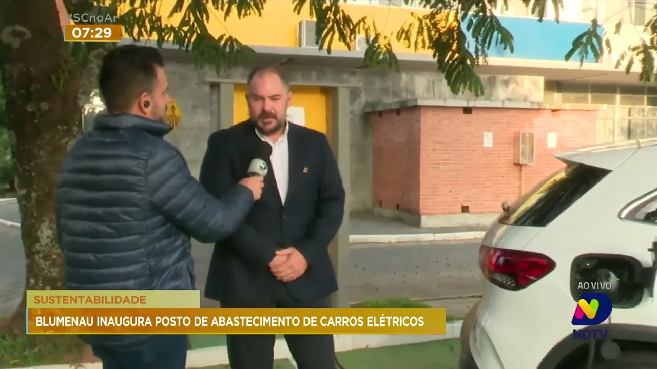 Blumenau inaugura posto de abastecimento de carros elétricos