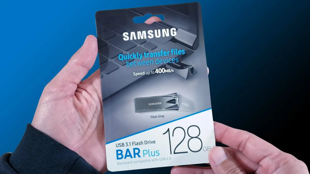 Samsung BAR Plus 128GB Gray BNIB