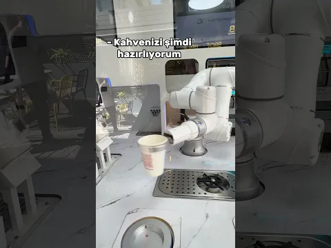 Robot baristaya kahve yaptırdım! #shorts #kahve  Deneyim odaklı cekimden dolayı zorunlu reklam