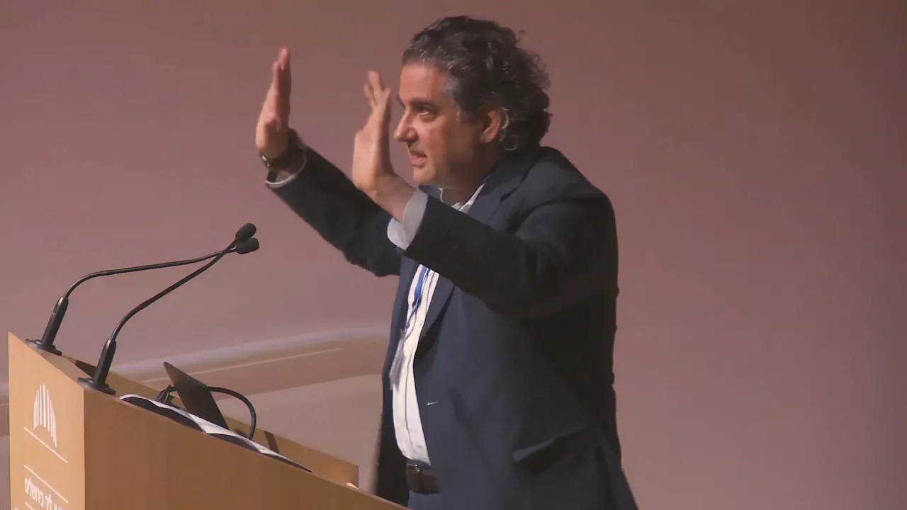 Andrew Renton | Ethics of Form, Ethics of Space