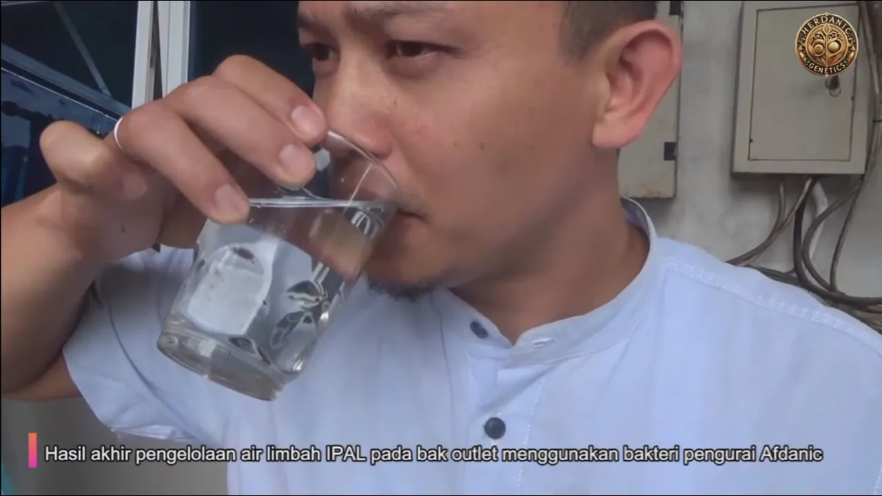 Diluar Nurul!!!! Petugas Sanitasi.. minum air hasil pengolahan IPAL Rumah Sakit!!!