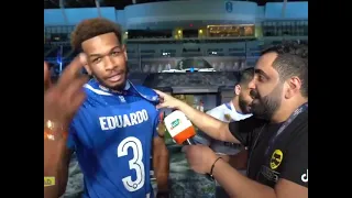 علي البليهي يهدي عبد العزيز العبدان تشيرت رقم 60 بطولة 