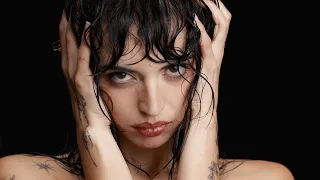 Rebecca Black - Waschesalon (Official Visualizer)