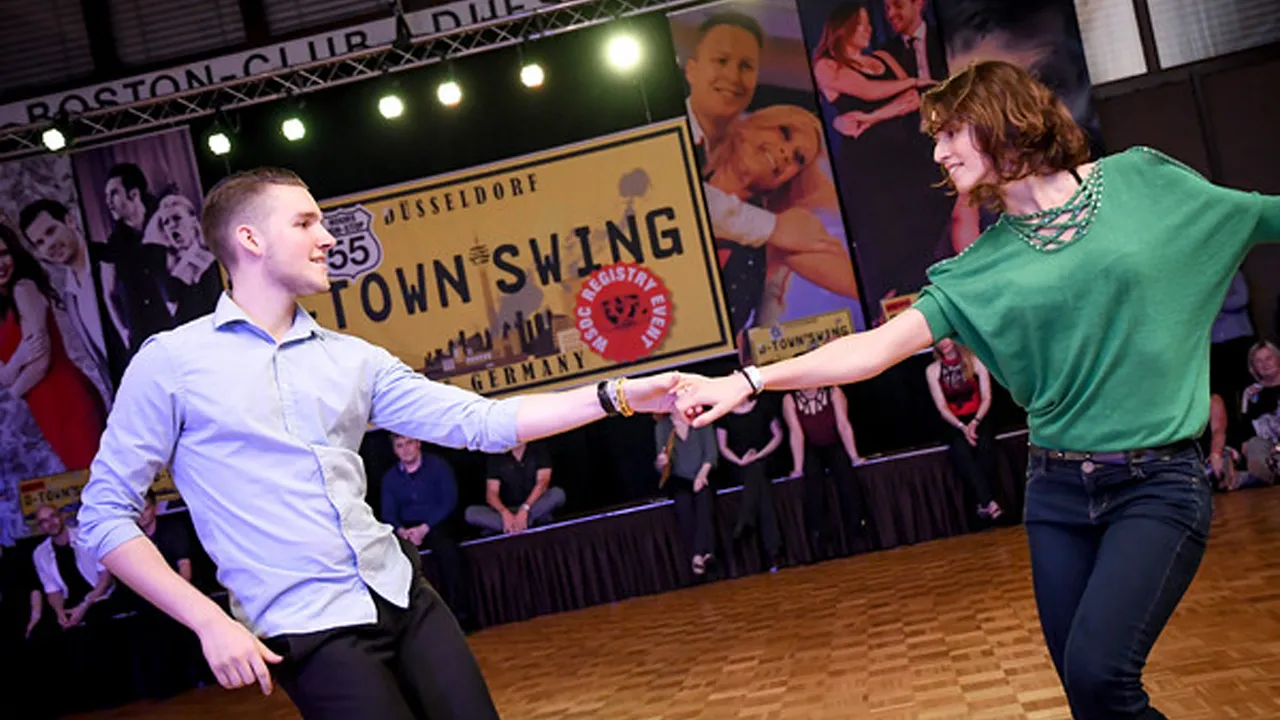 Andrew Shellard & Emeline Rochefeuille "Down" - 5th place All-Stars Jack&Jill - D-TownSwing 2016