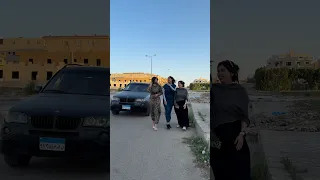 شوفو راجل بيعاكس ثلاث بنات مش هتصدقو عملوا اي  دندنها