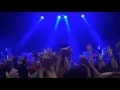 Download Lagu ONE OK ROCK - Stuck In the Middle (Live)