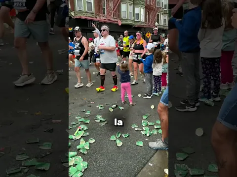 Nadie Tomaba Su Vaso De Agua